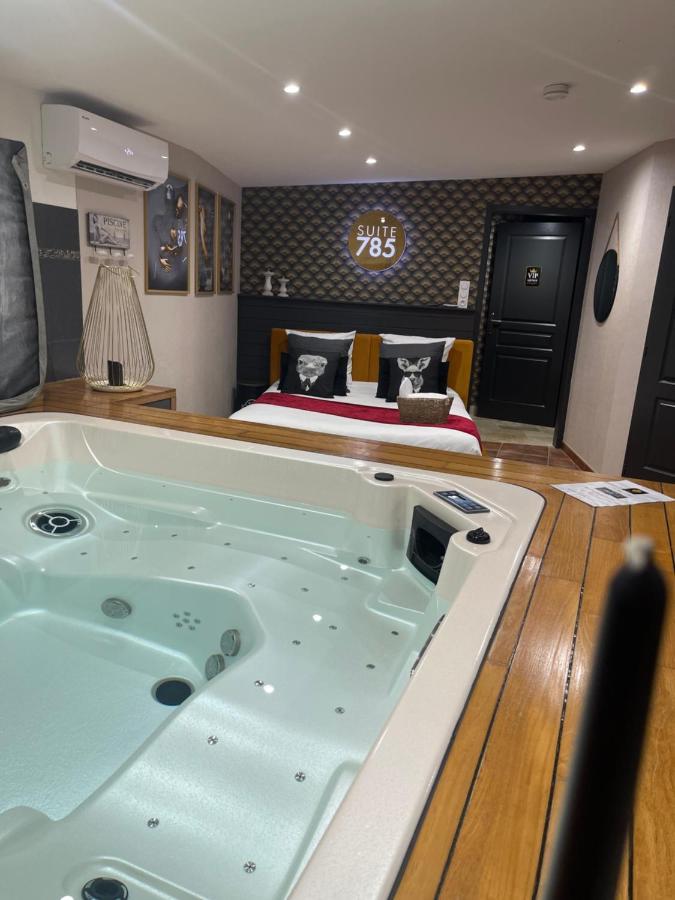 Chambre Lit King-Size avec Baignoire Spa